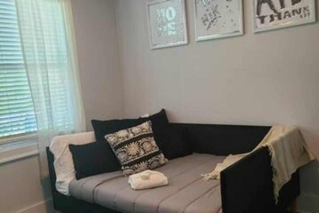 West End Modern Atlanta 3 Bedroom Bungalow Bagian luar foto